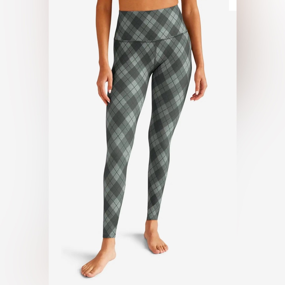 Beyond Yoga Black and Gray Leggings with High Waist